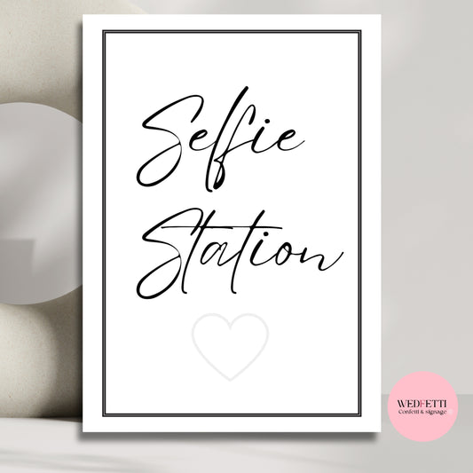White stone collection - Selfie Station sign