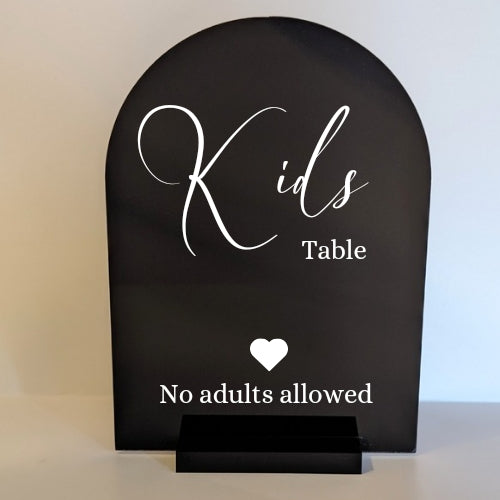 Acrylic kids table sign