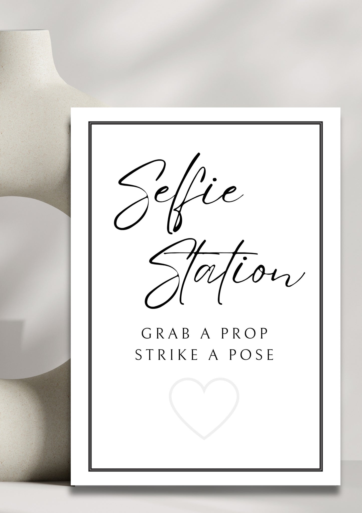 White stone collection - Selfie Station sign